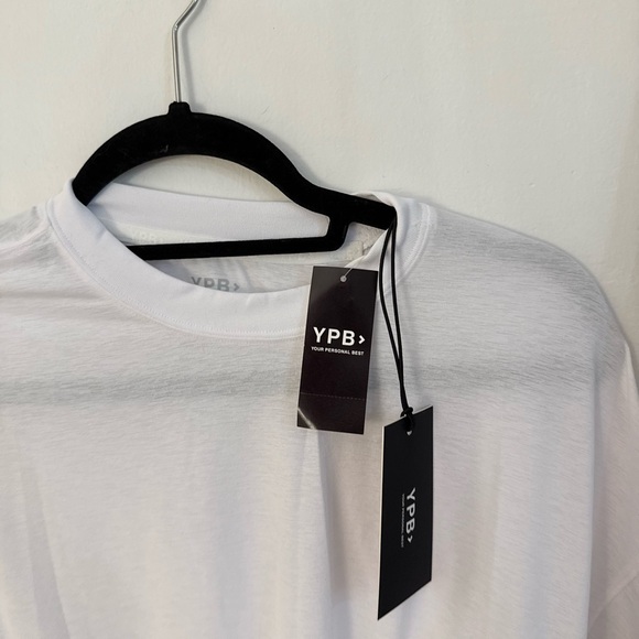 NWT Abercrombie YPD White Active Featherweight Tie Front Tee XS - Picture 5 of 7